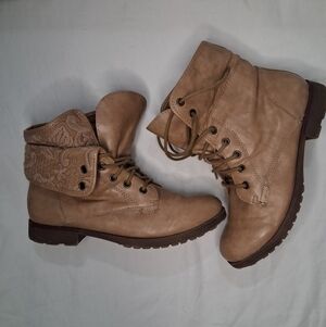 Tan Ankle Boots for Women